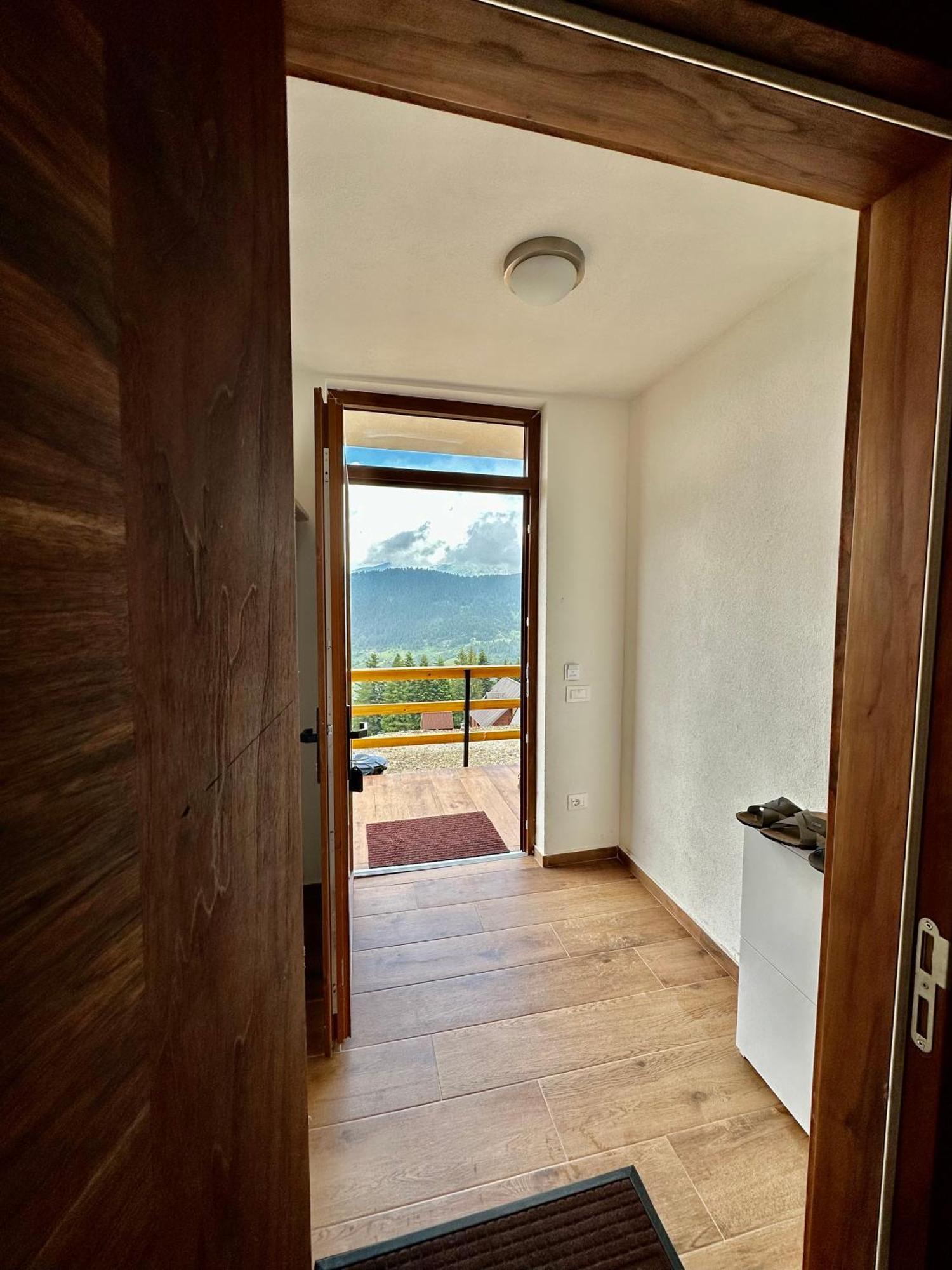 Hotel Te Liqeni Peć Exterior foto